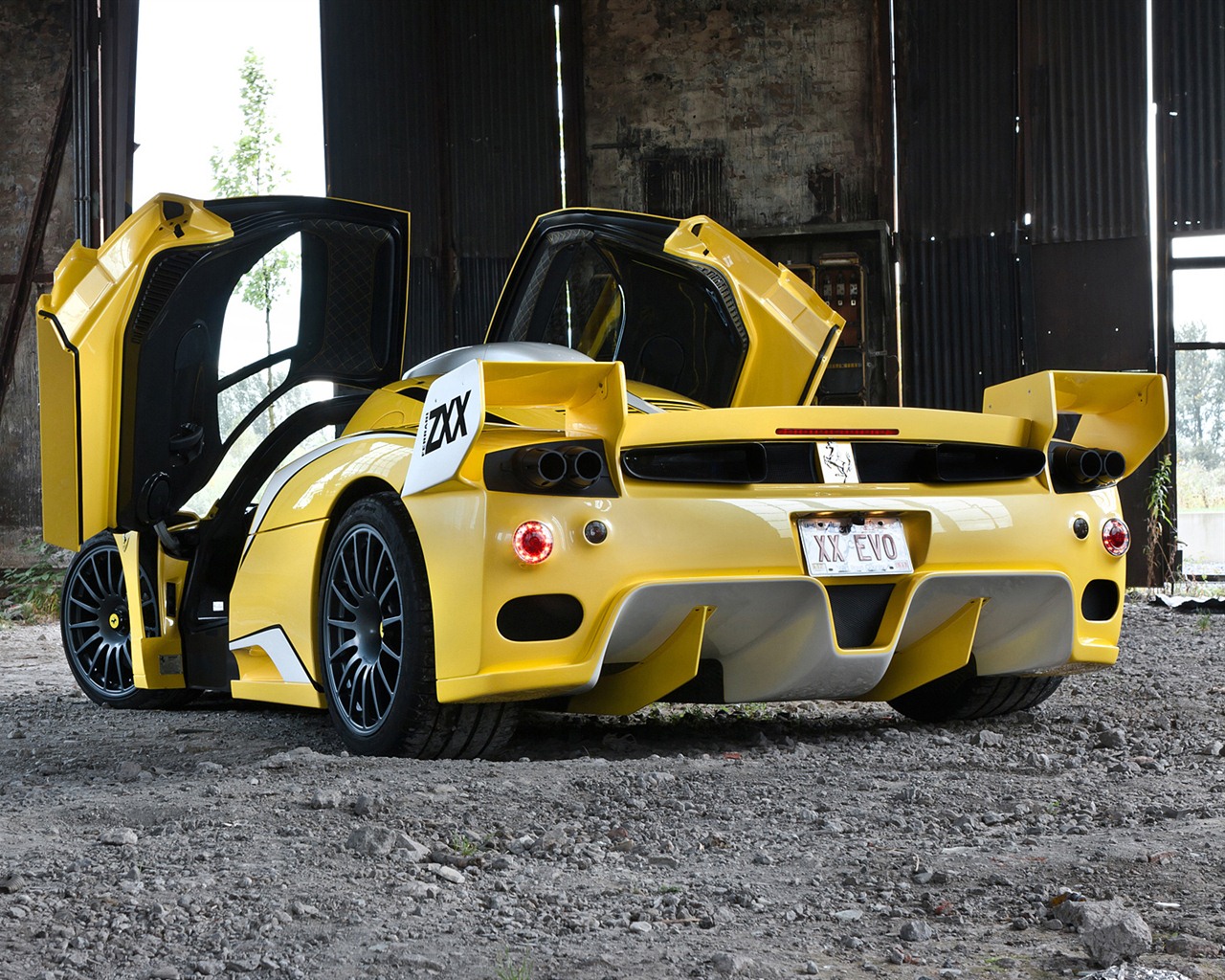 2012 Edo Competition Ferrari Enzo zxx HD fonds d'écran #13 - 1280x1024