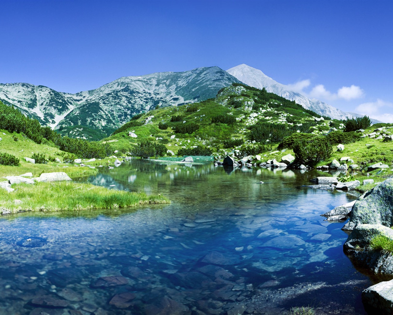 Windows 8 offiziellen Panorama Tapete, Wellen, Wälder, majestätische Berge #17 - 1280x1024