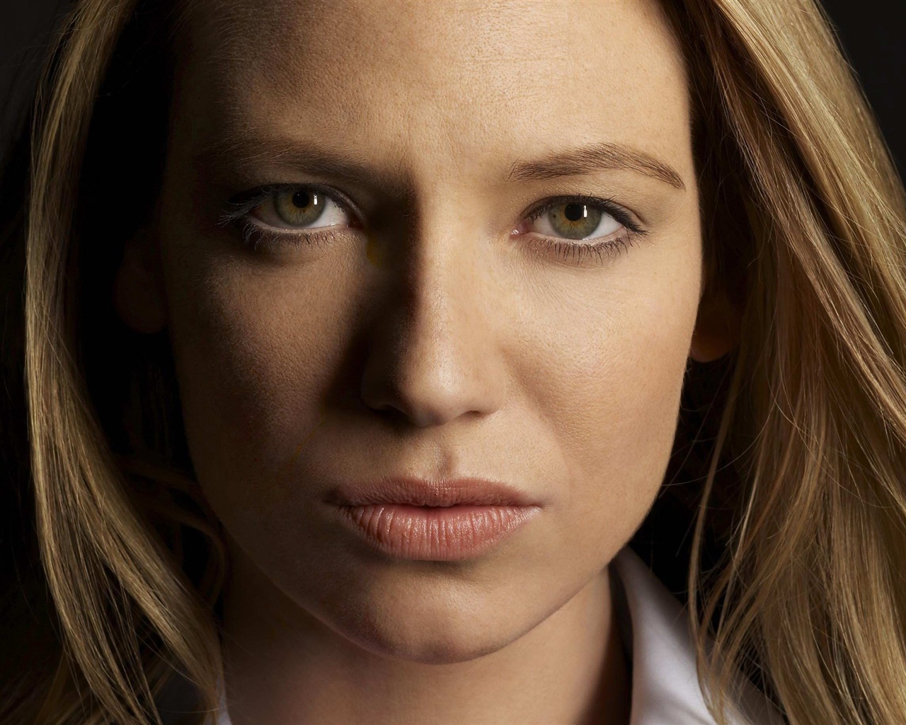 Anna Torv hermosos fondos de pantalla #13 - 1280x1024