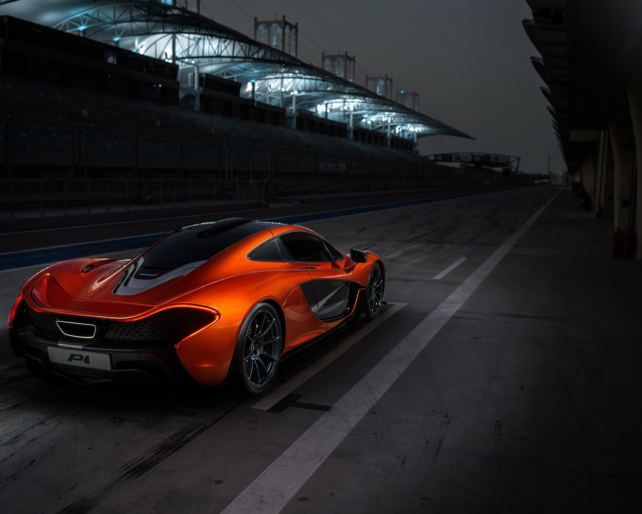 2013 McLaren P1 supercar HD fonds d'écran #9 - 1280x1024