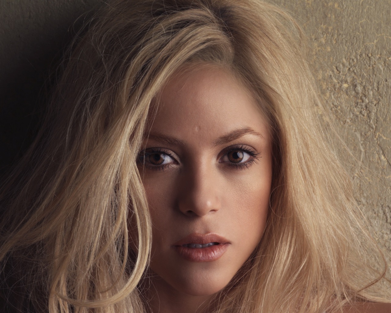 Shakira 夏奇拉 高清壁纸17 - 1280x1024