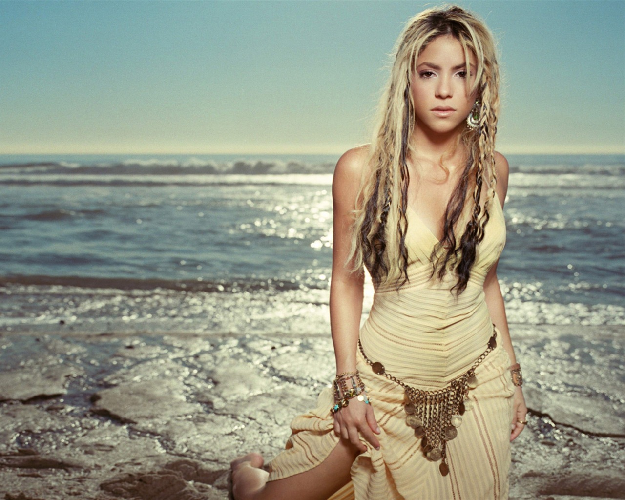 Shakira 夏奇拉 高清壁纸24 - 1280x1024
