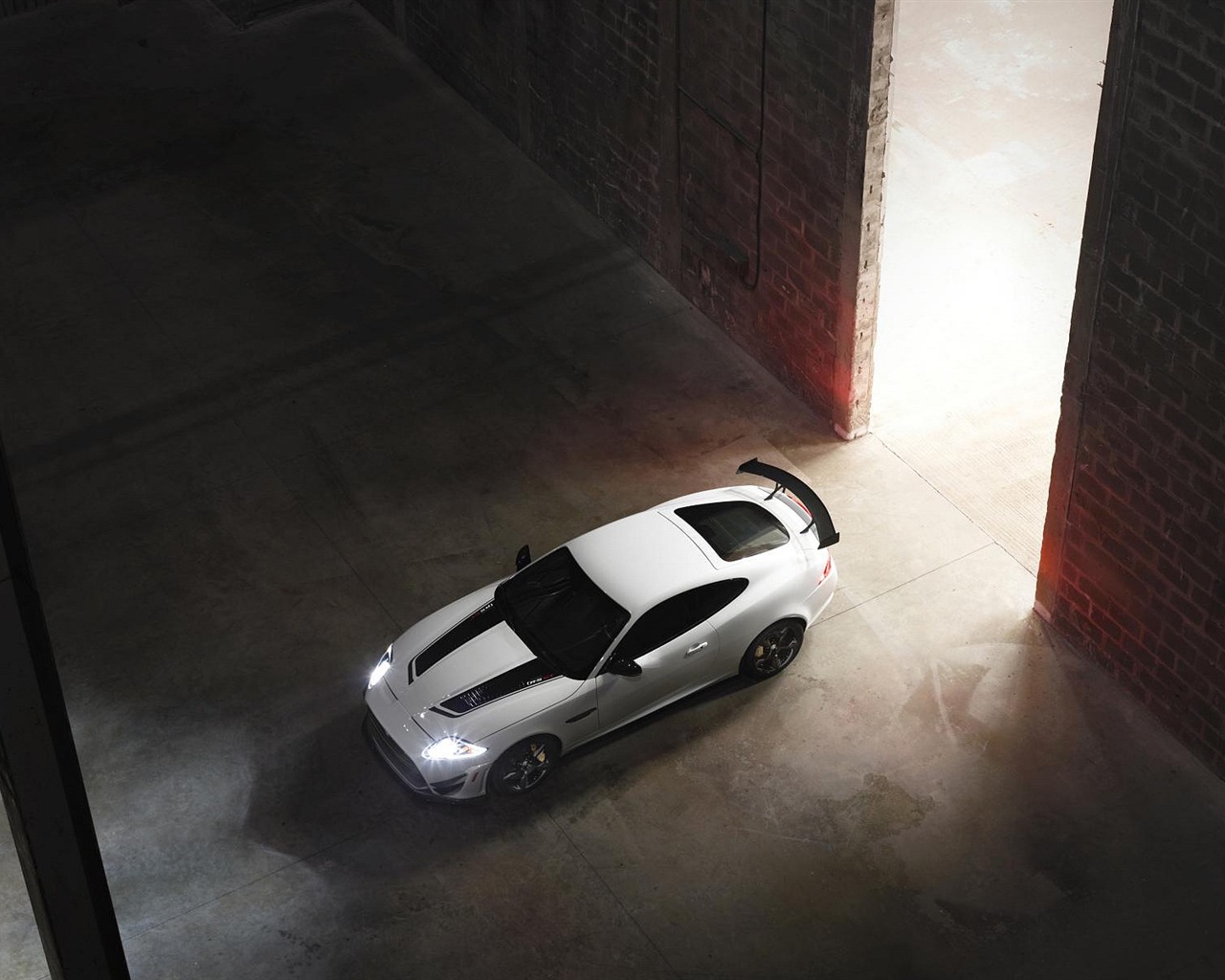 2014 Jaguar XKR-S GT supercar HD tapety na plochu #10 - 1280x1024
