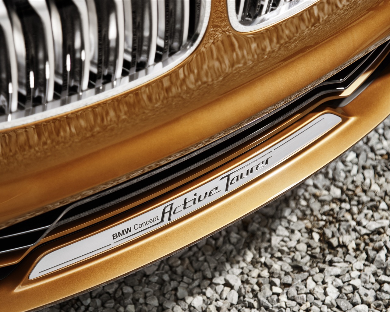 2013 BMW Concept Active Tourer 寶馬旅行車 高清壁紙 #18 - 1280x1024