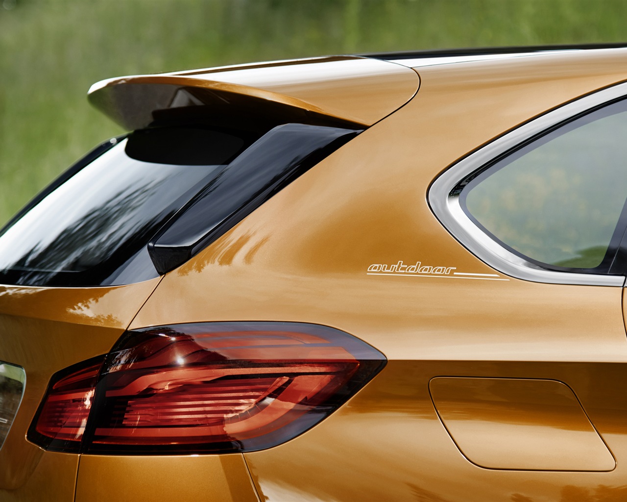 2013 BMW Concept Active Tourer 宝马旅行车 高清壁纸19 - 1280x1024