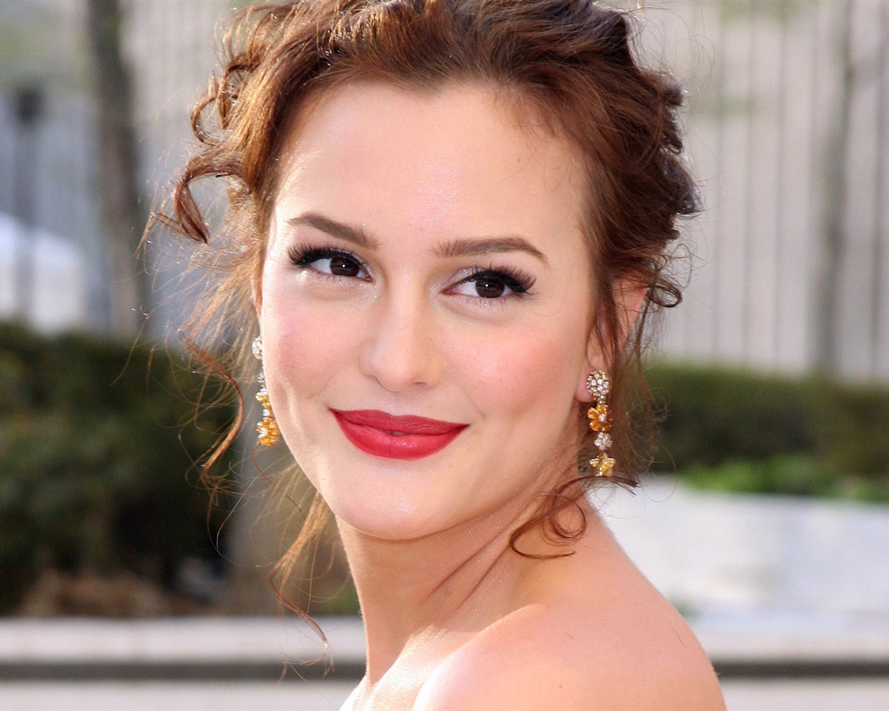 Leighton Meester krásné Tapety na plochu #10 - 1280x1024