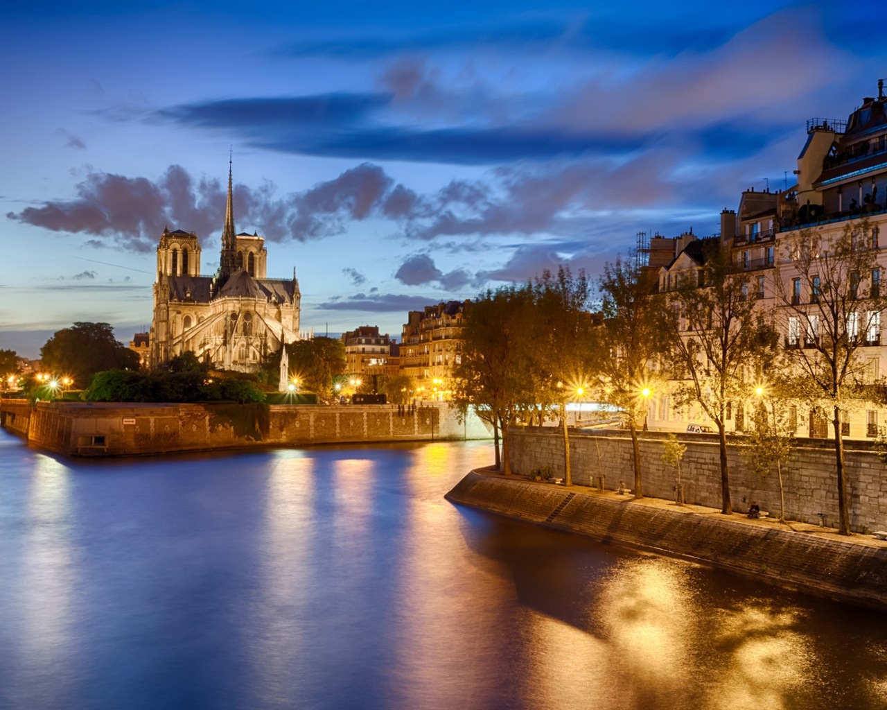 巴黎圣母院 高清风景壁纸1 - 1280x1024