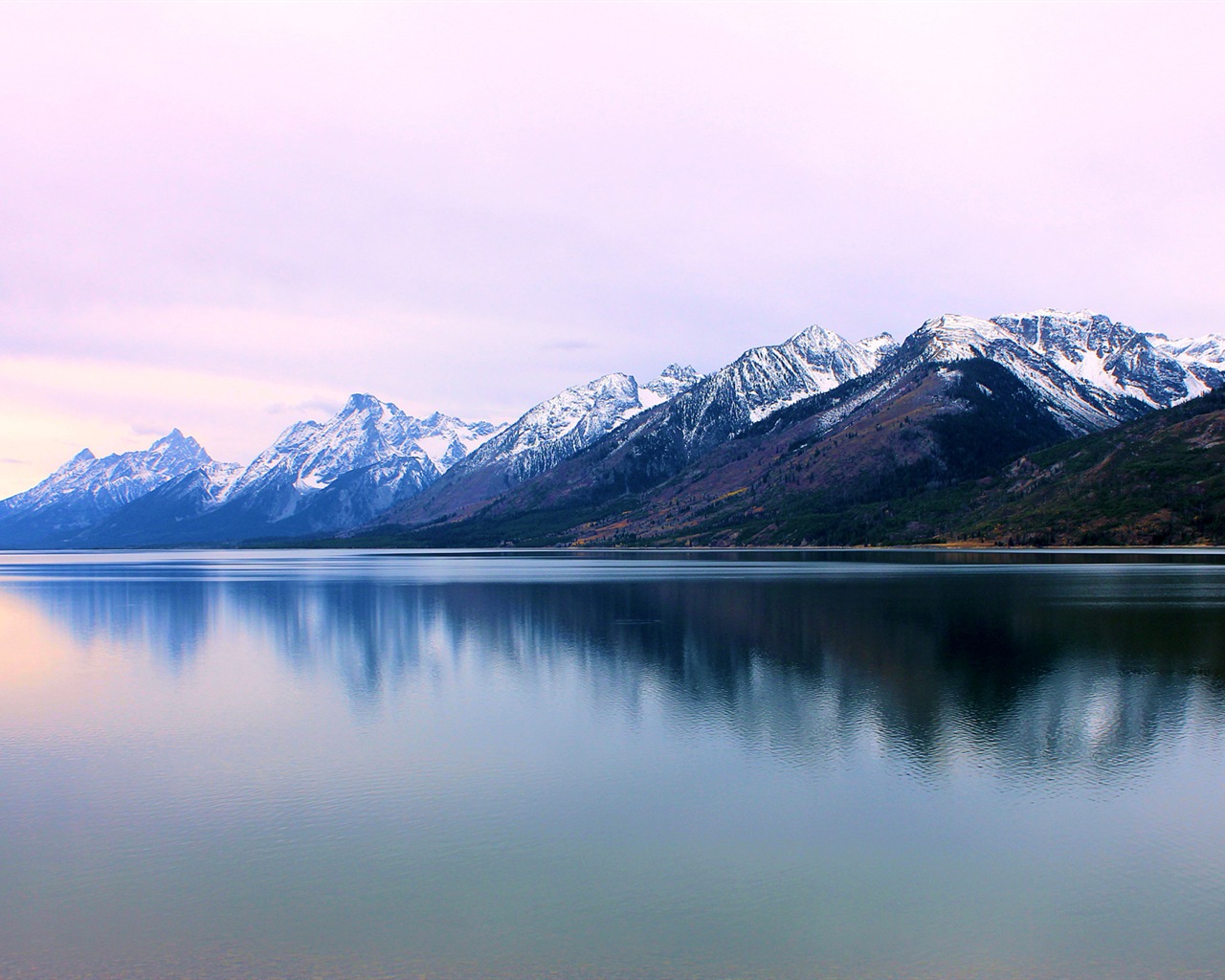 Красивые горы, озеро, лес, Windows 8 тема HD обои #4 - 1280x1024