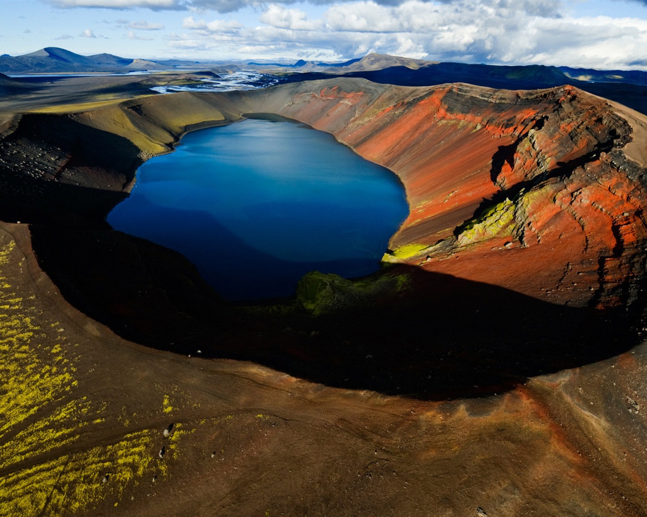 火山湖の風景HDの壁紙 #2 - 1280x1024