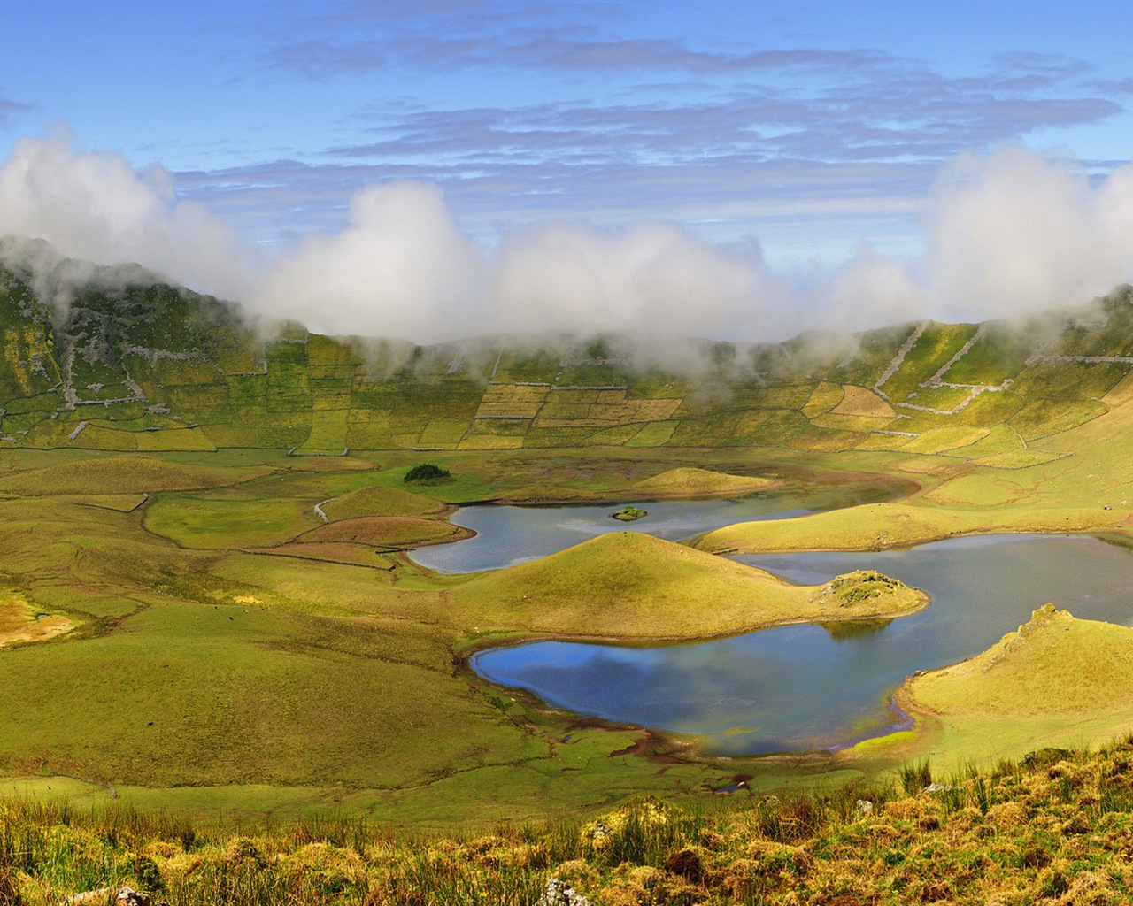 Volcanique paysage de lac fonds d'écran HD #7 - 1280x1024