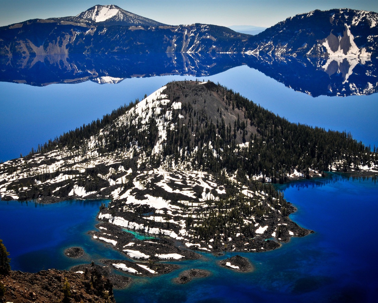 Volcanique paysage de lac fonds d'écran HD #8 - 1280x1024