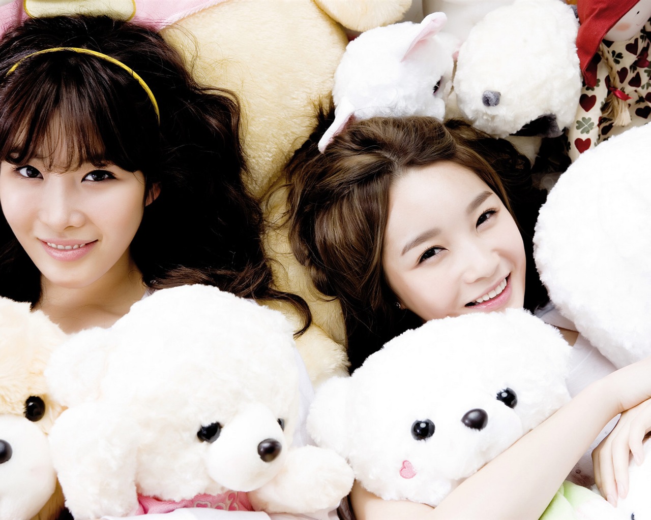 Davichi, корейский группы девушки дуэт, HD обои #1 - 1280x1024