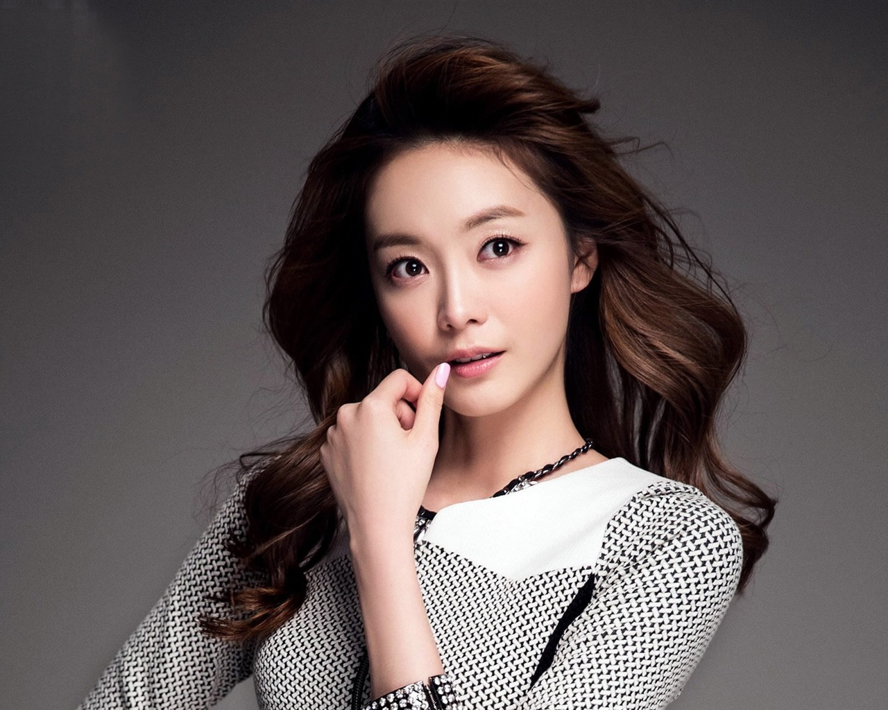 Jeon So-Min, coreano hermosa niña, fondos de pantalla de alta definición #3 - 1280x1024