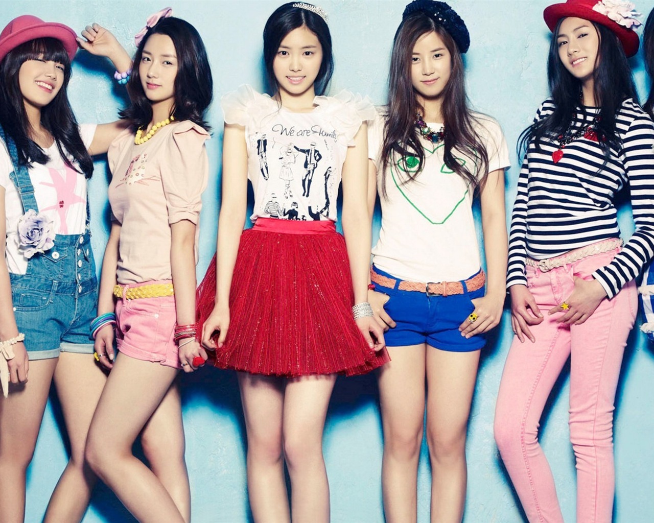 Korejský hudební dívčí skupina, růžové HD tapety na plochu #1 - 1280x1024