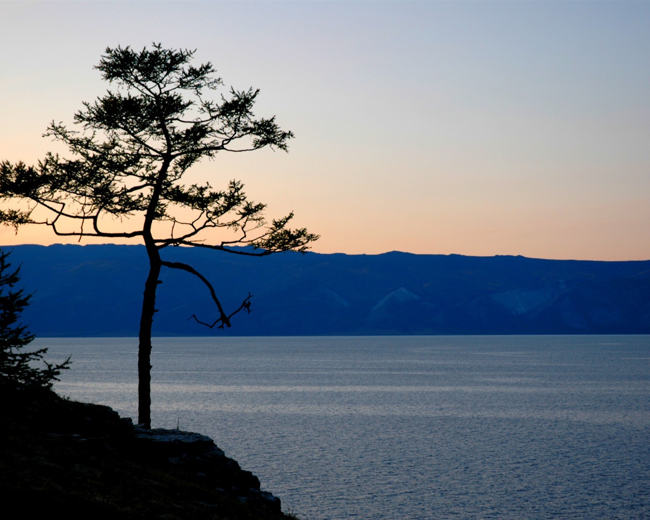 Озеро Байкал в России, декорации HD обои #4 - 1280x1024