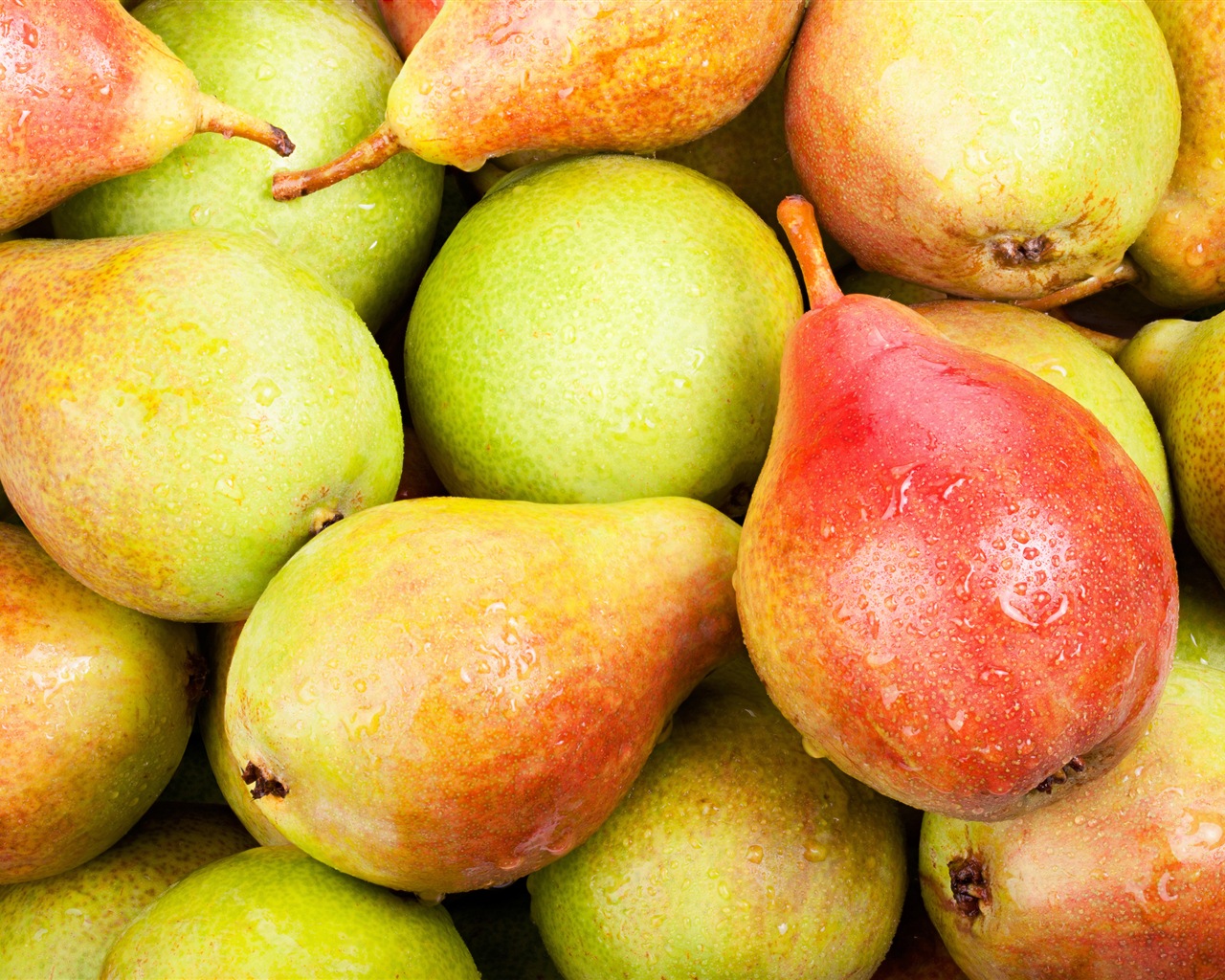 Succulent fruit, pears close-up HD wallpapers #2 - 1280x1024