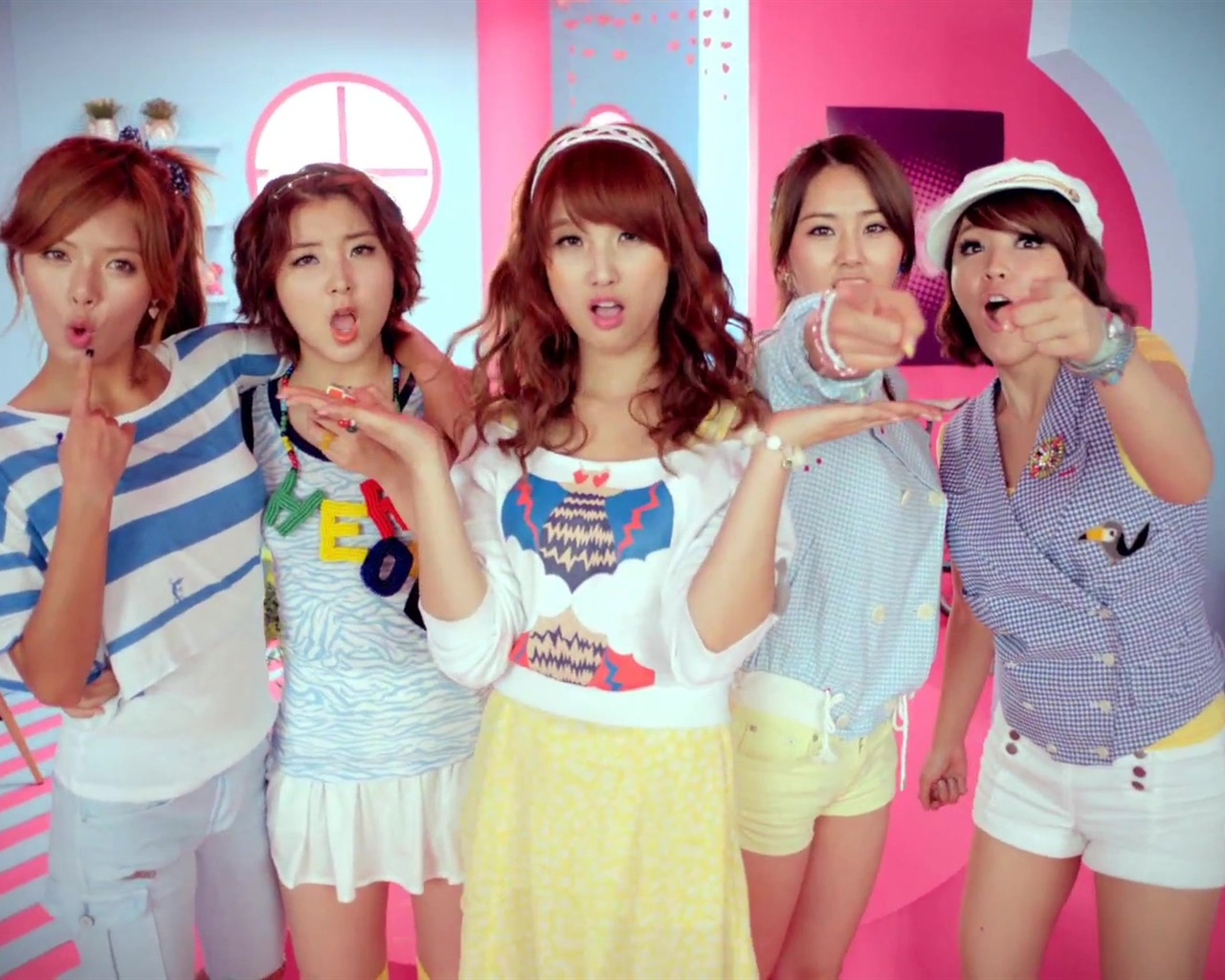 4Minute Korean hudební krásné dívky kombinace HD tapety na plochu #15 - 1280x1024
