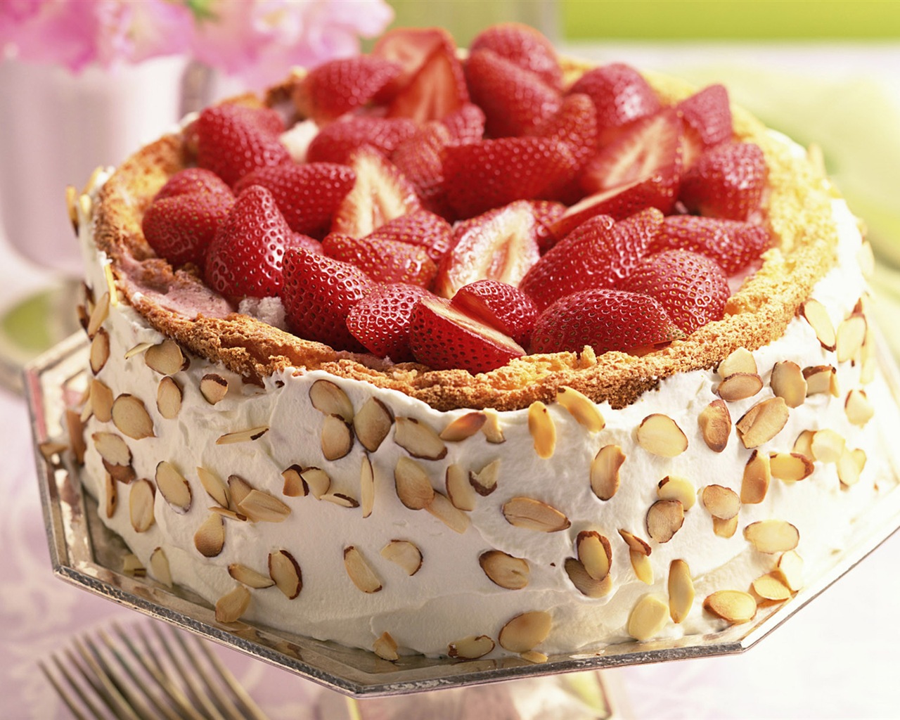 Delicious strawberry cake HD wallpapers #21 - 1280x1024