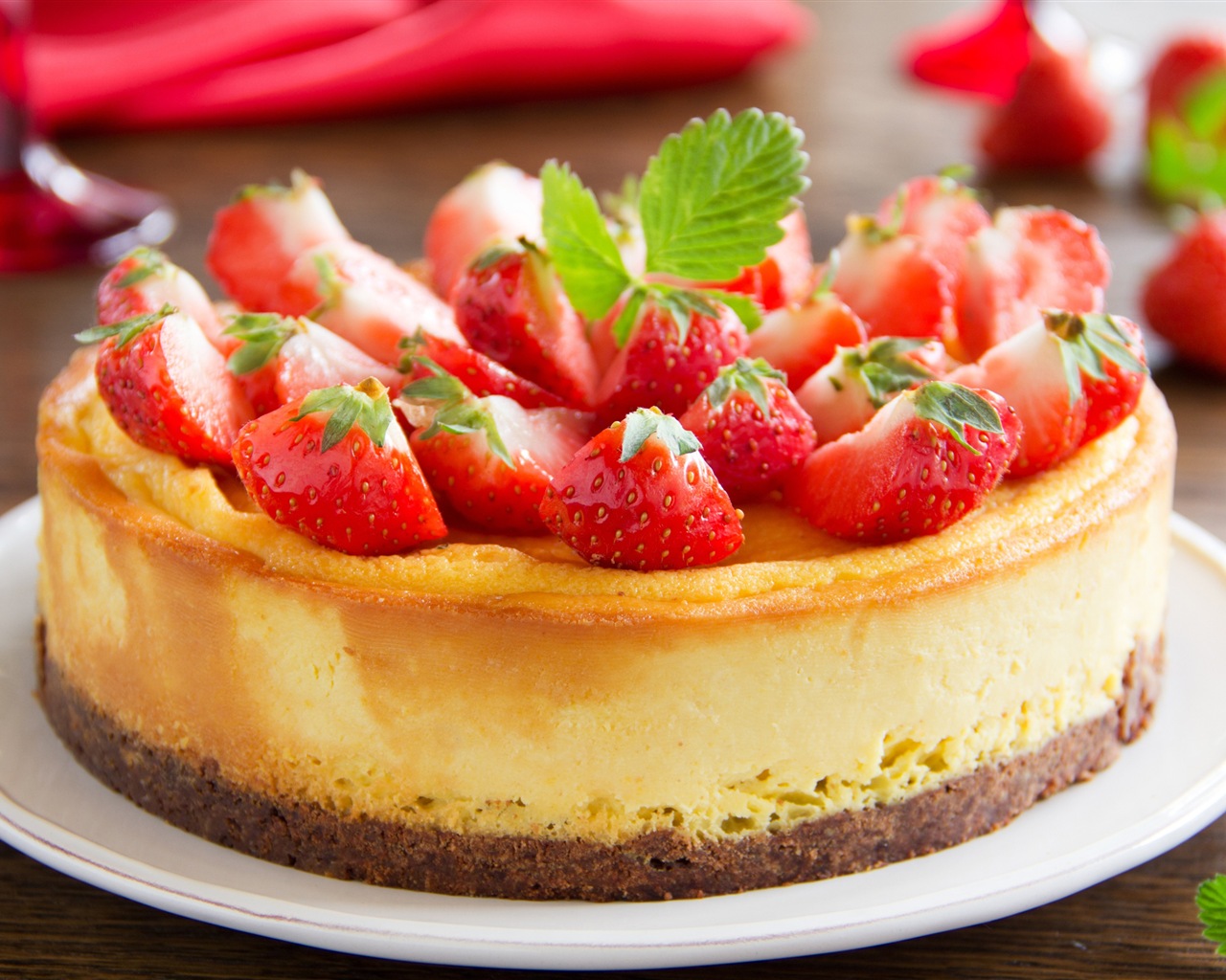 Delicious strawberry cake HD wallpapers #25 - 1280x1024