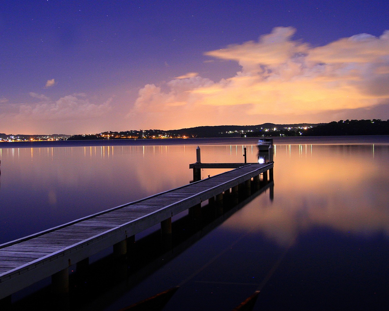 Lake and boardwalk dusk views HD wallpapers #10 - 1280x1024