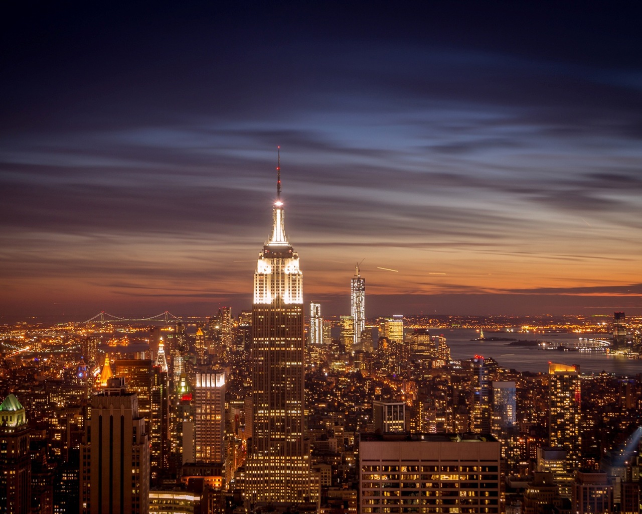 Empire State Building in New York, city night HD wallpapers #13 - 1280x1024