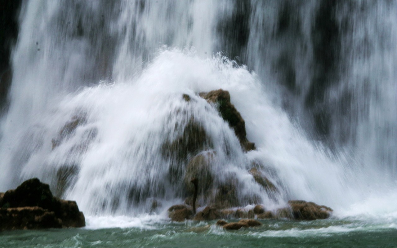 Detian Falls (Minghu Metasequoia Werke) #9 - 1280x800