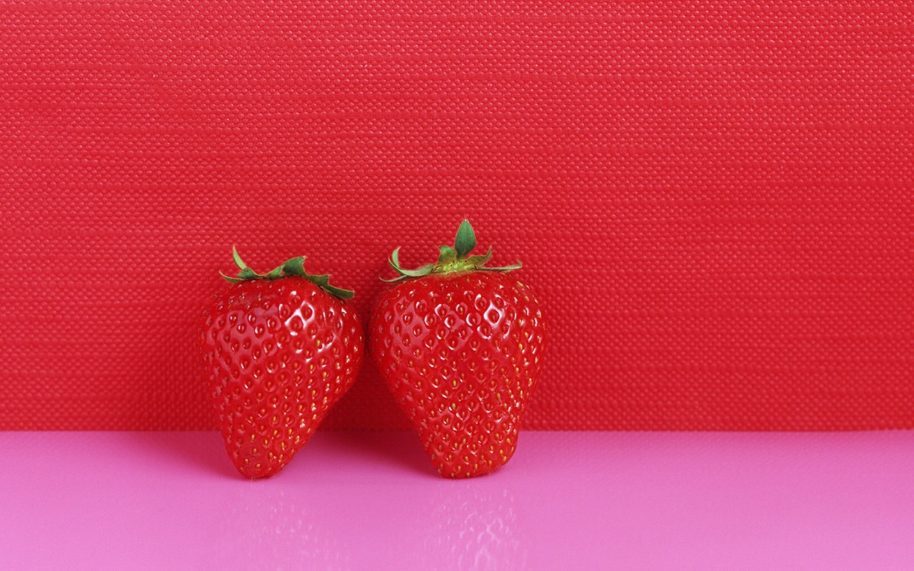 鲜鲜草莓壁纸6 - 1280x800