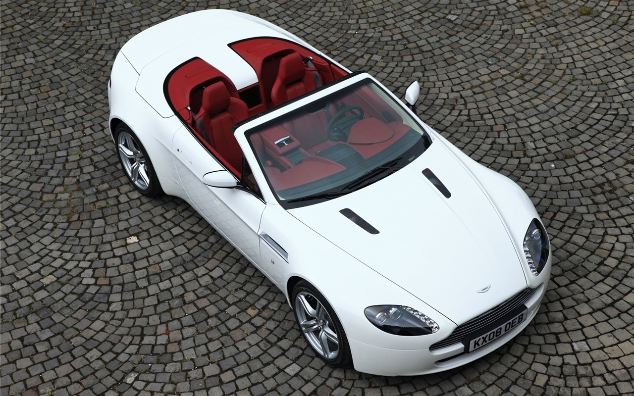 Tapety na plochu Aston Martin (2) #1 - 1280x800