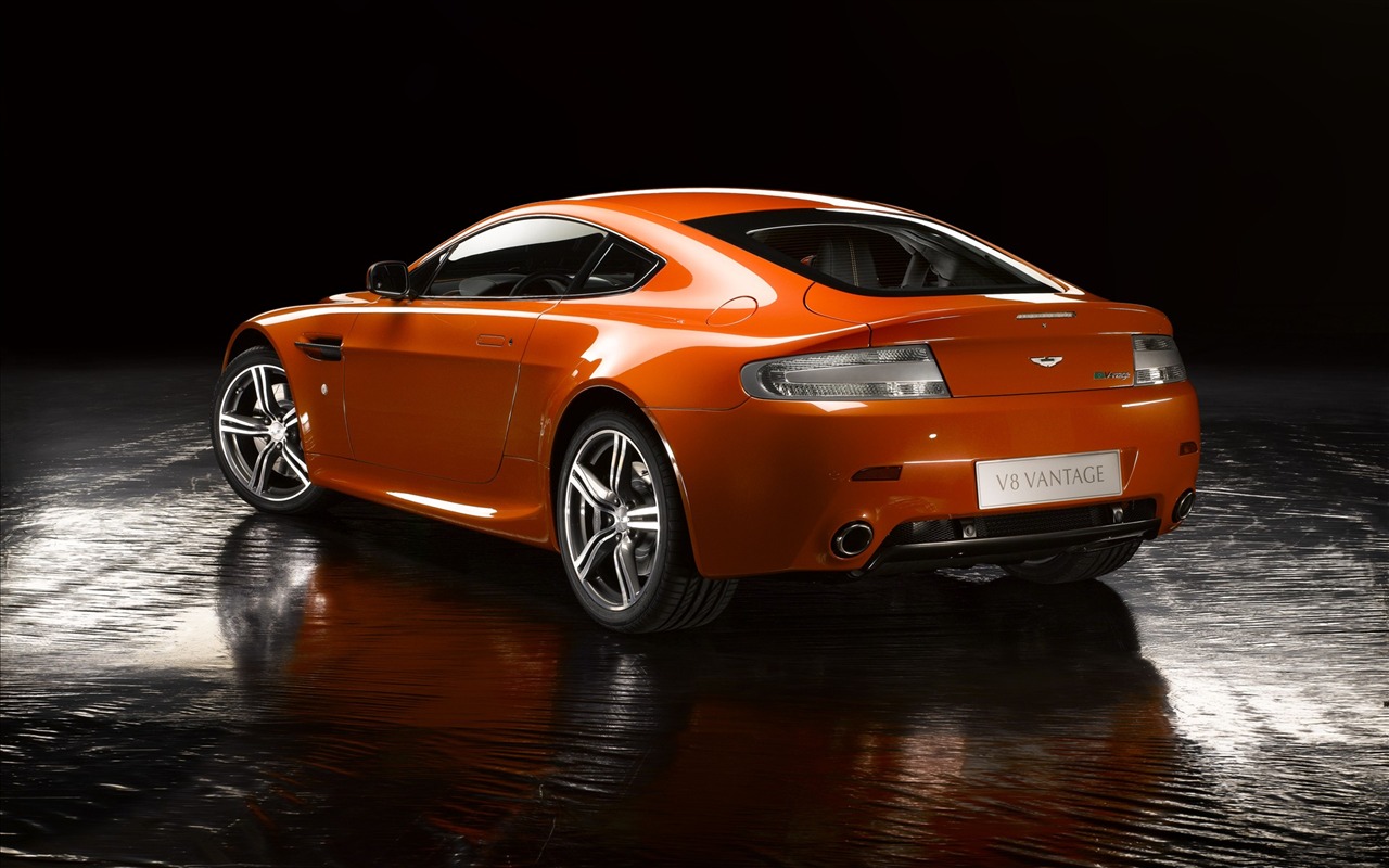Tapety na plochu Aston Martin (4) #2 - 1280x800