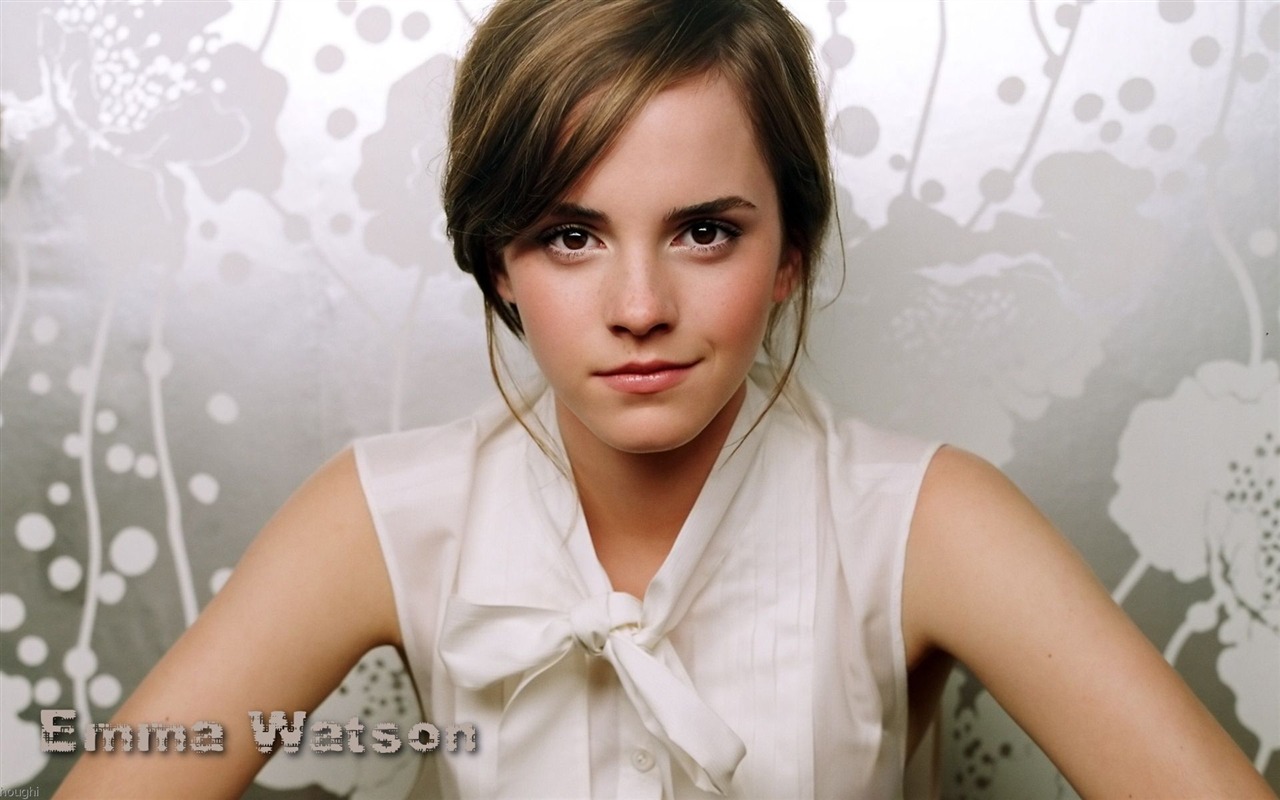 Emma Watson beautiful wallpaper #4 - 1280x800