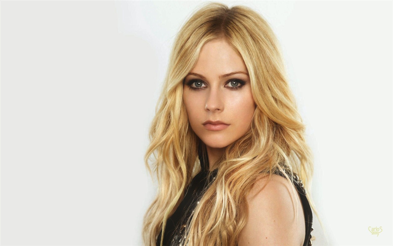 Avril Lavigne krásnou tapetu (2) #8 - 1280x800