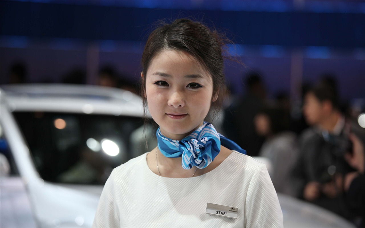 2010 v Pekingu Mezinárodním autosalonu krása (1) (vítr honí mraky práce) #22 - 1280x800