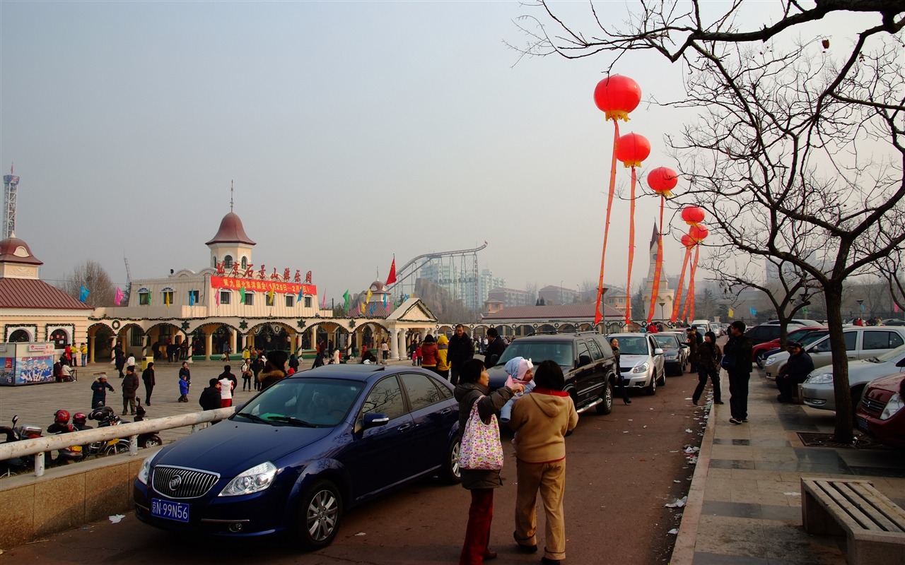 快乐春节之 北京洋庙会 (螺纹钢作品)9 - 1280x800