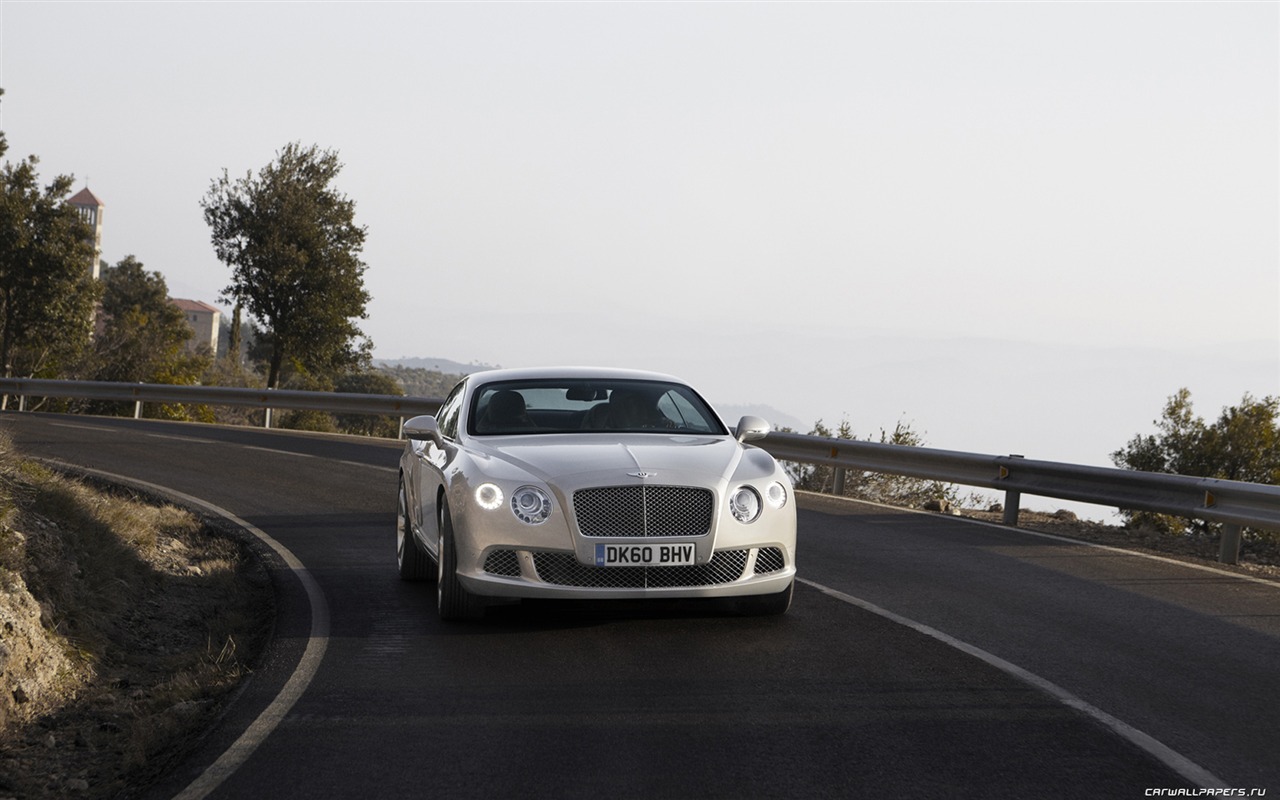 Bentley Continental GT - 2010 HD wallpaper #3 - 1280x800