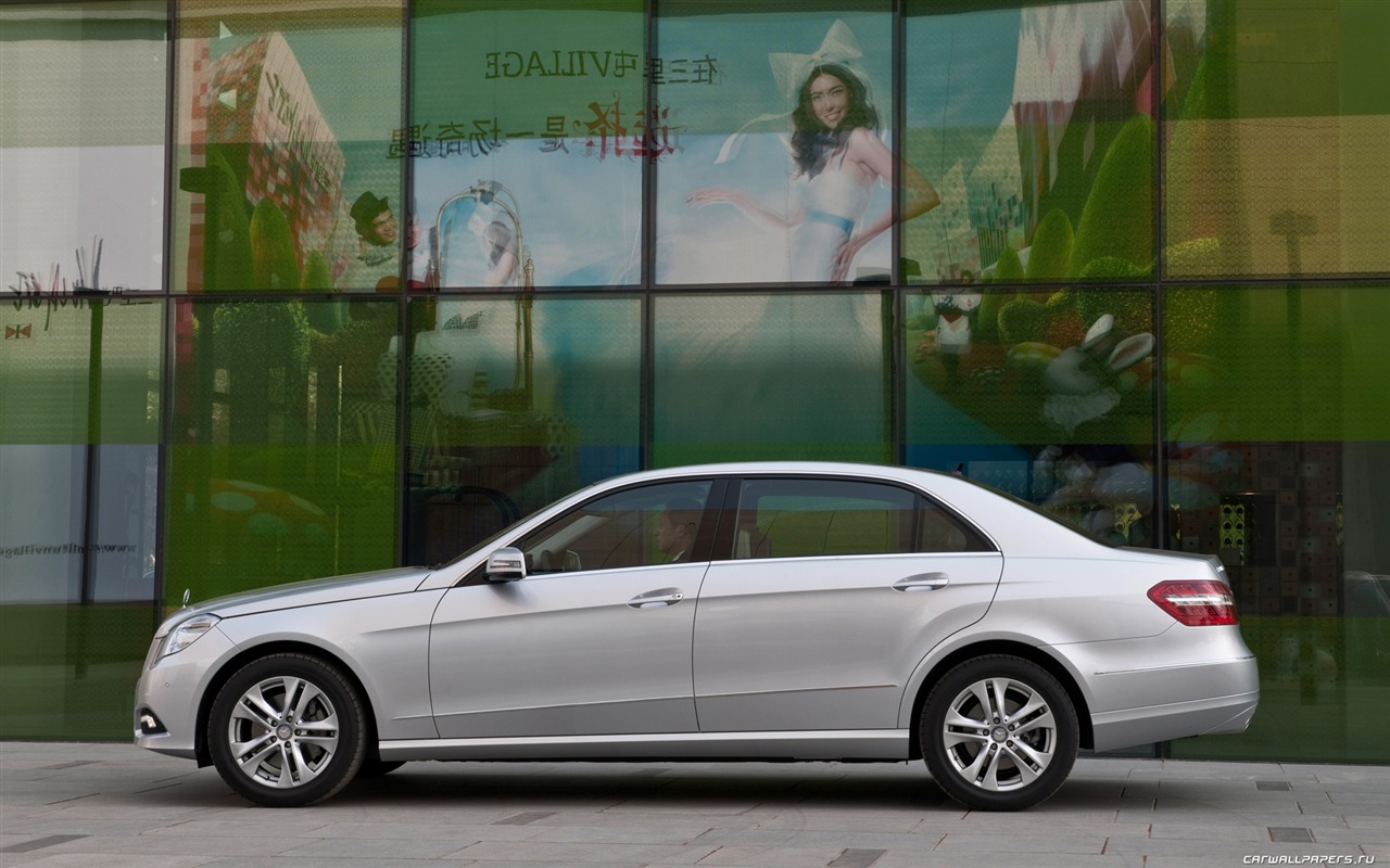 Mercedes-Benz E-Class Long Version - 2010 HD wallpaper #6 - 1280x800