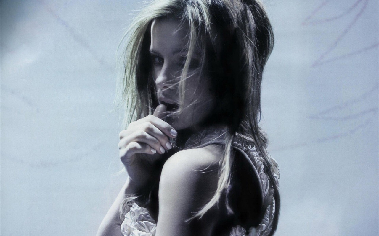 Kate Beckinsale 凯特·贝金赛尔 美女壁纸(二)8 - 1280x800