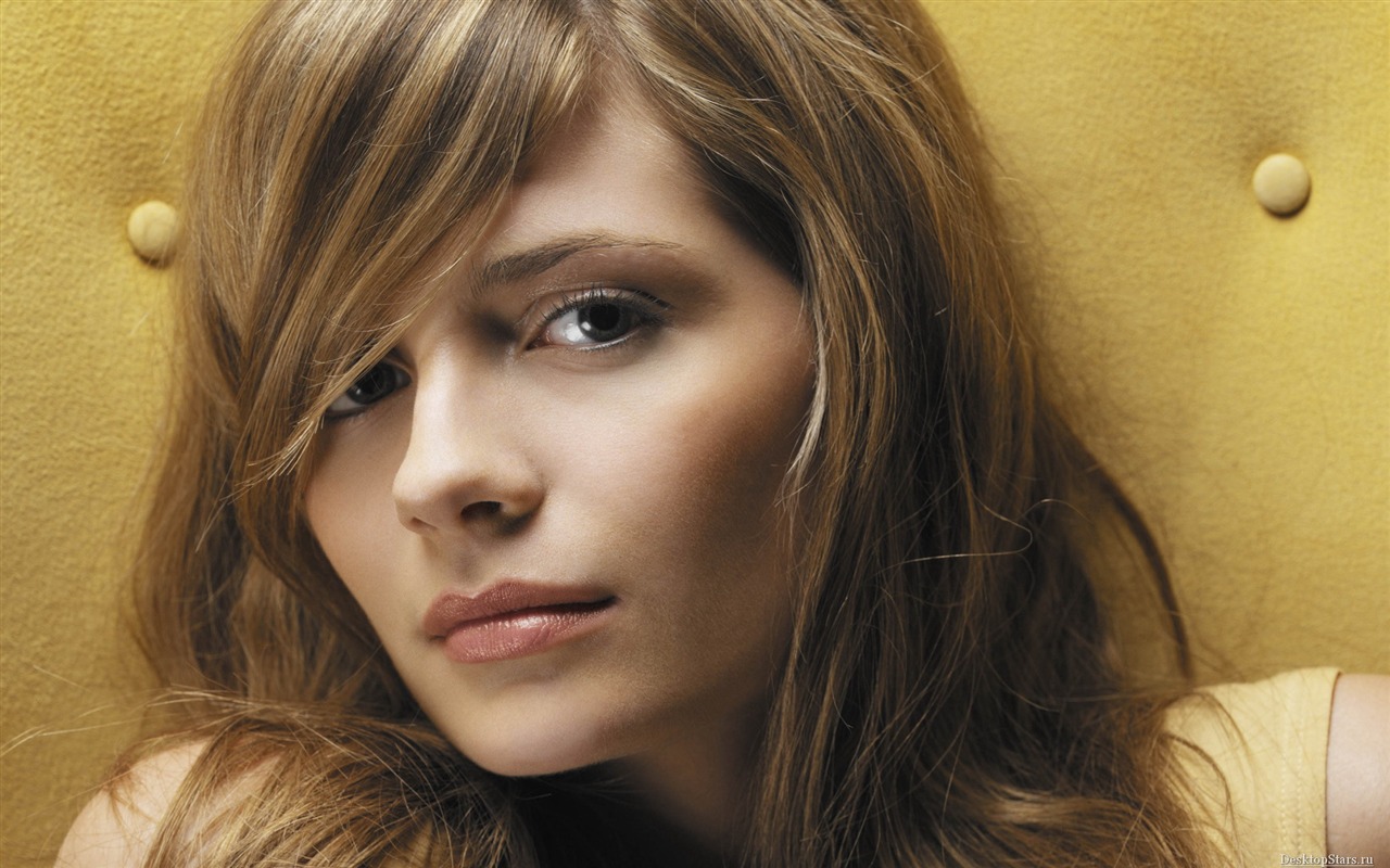 Mischa Barton beautiful wallpaper (2) #17 - 1280x800