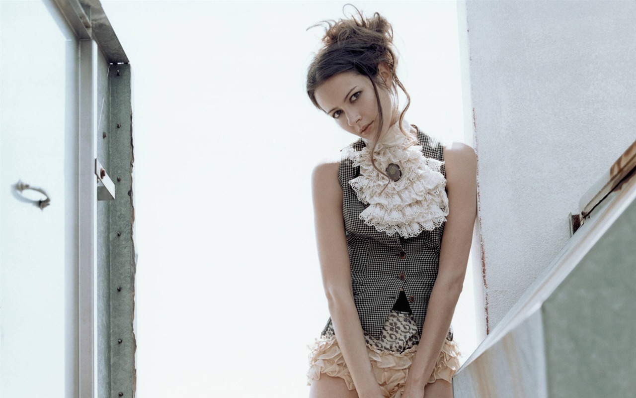 Amy Acker hermoso fondo de pantalla #12 - 1280x800