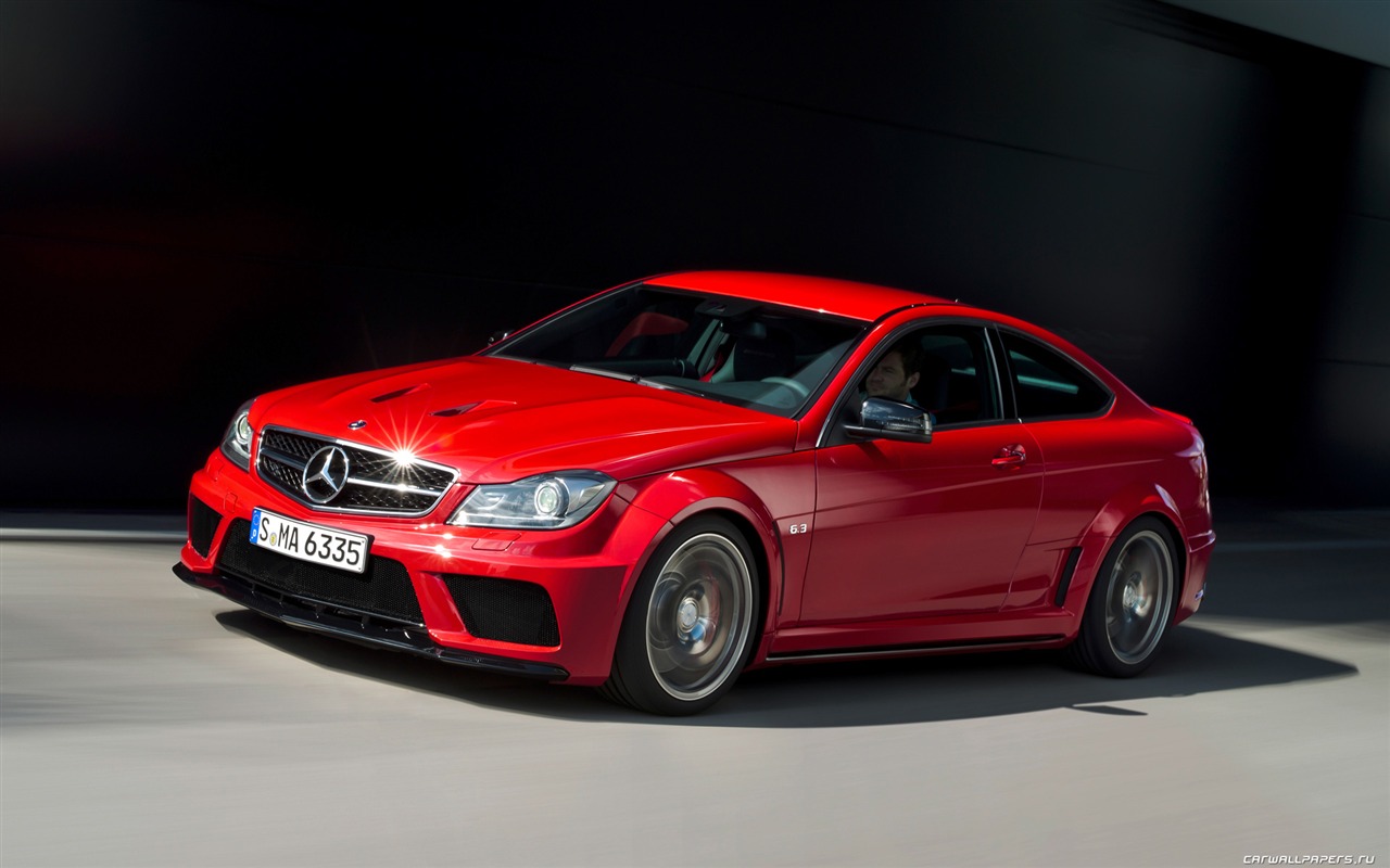 Mercedes-Benz C63 AMG Coupe Black Series - 2011 HD wallpapers #4 - 1280x800