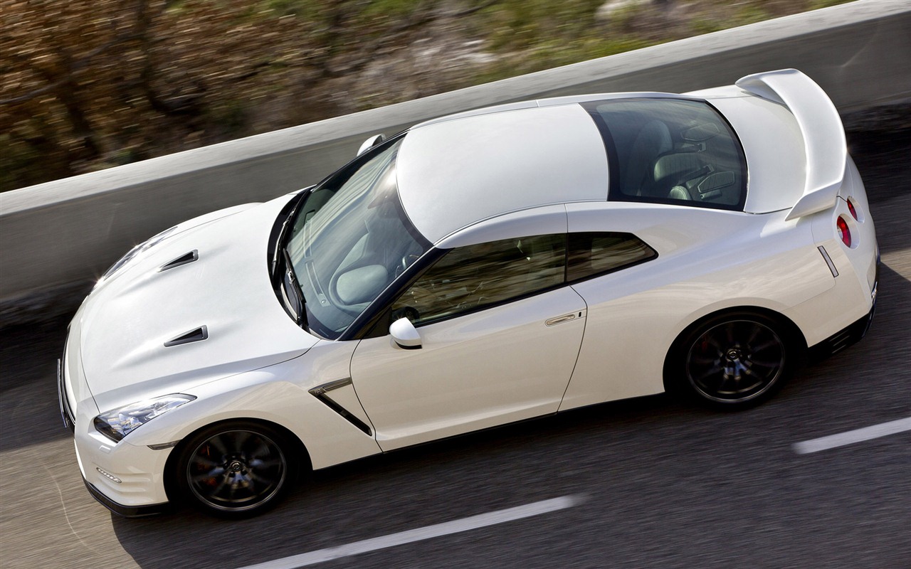 Nissan GT-R Egoist 2011 日产GT-R 利己主义 高清壁纸5 - 1280x800