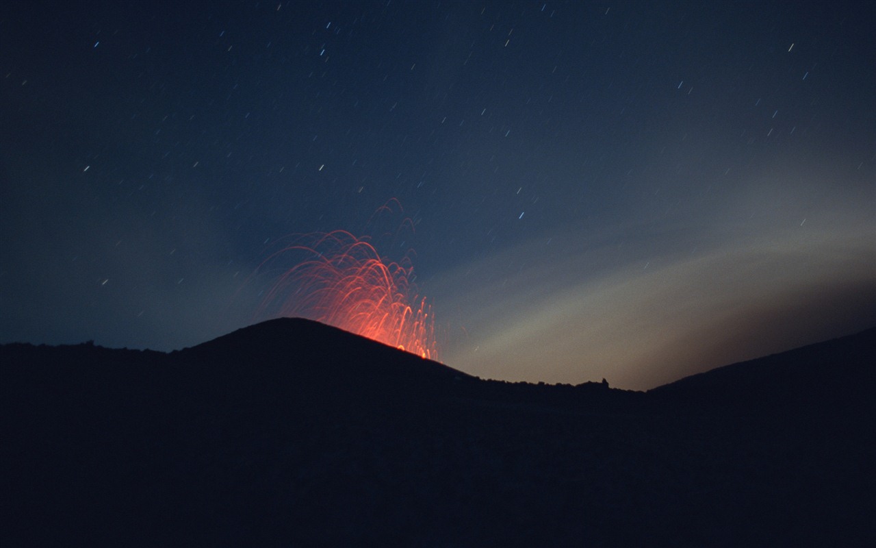 Vulkanausbruch von der herrlichen Landschaft Tapeten #10 - 1280x800