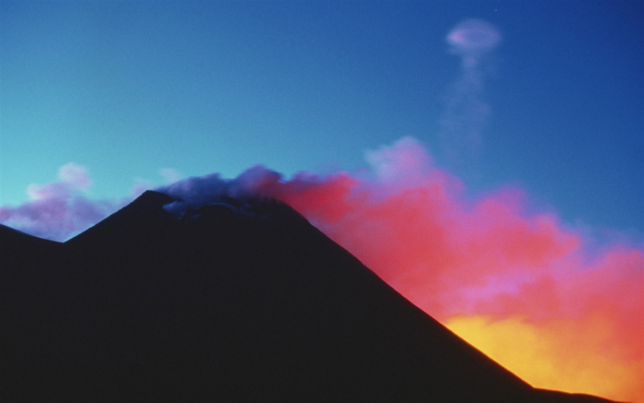 Vulkanausbruch von der herrlichen Landschaft Tapeten #14 - 1280x800