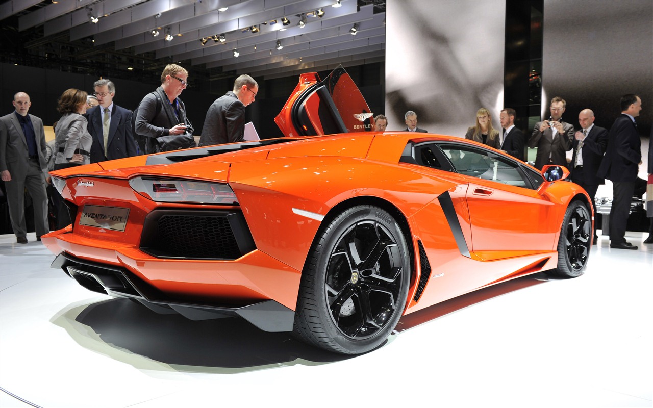 2012 Lamborghini Aventador LP700-4 fondos de pantalla HD #38 - 1280x800