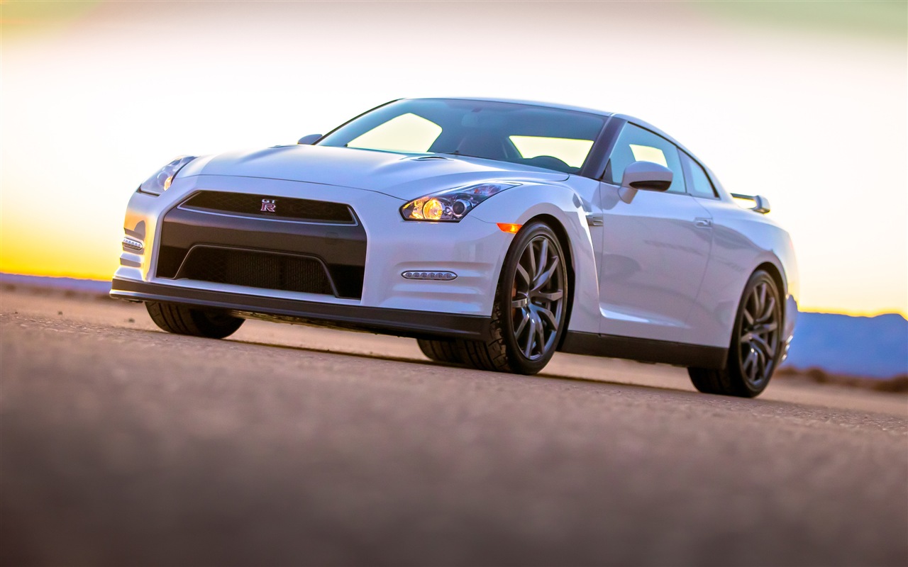 2013 Nissan GT-R R35 USA version 日产 美国版 高清壁纸14 - 1280x800