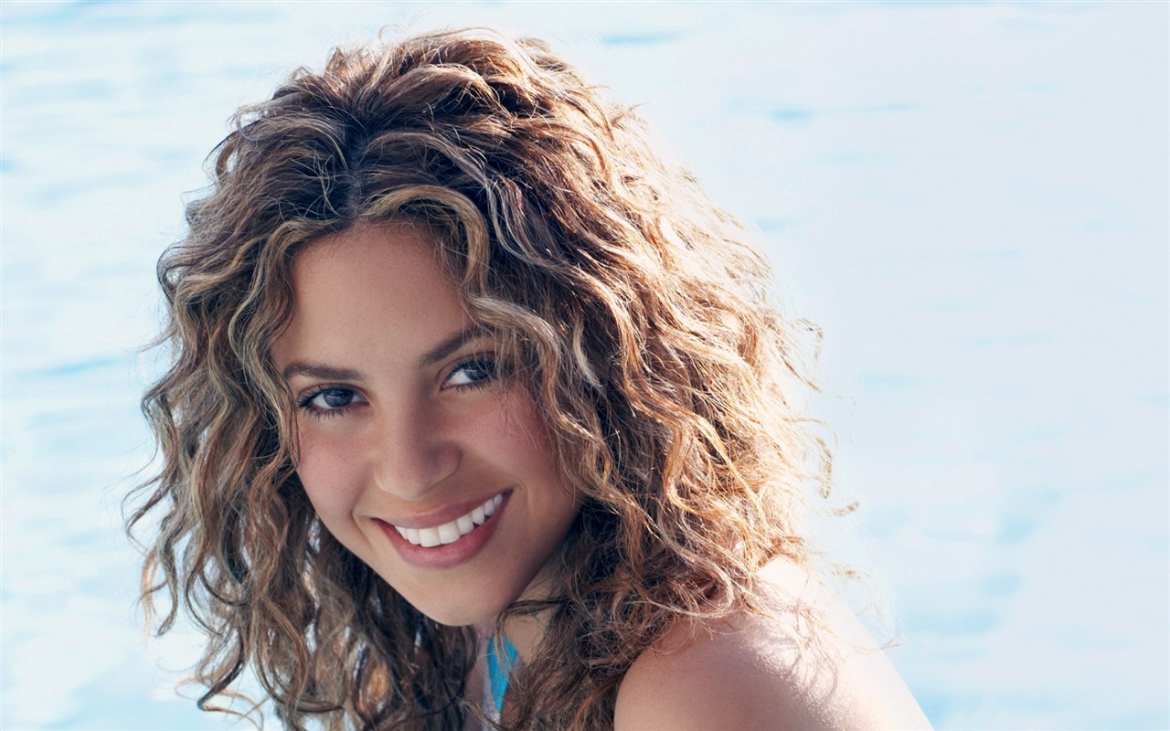 Shakira HD Wallpaper #11 - 1280x800