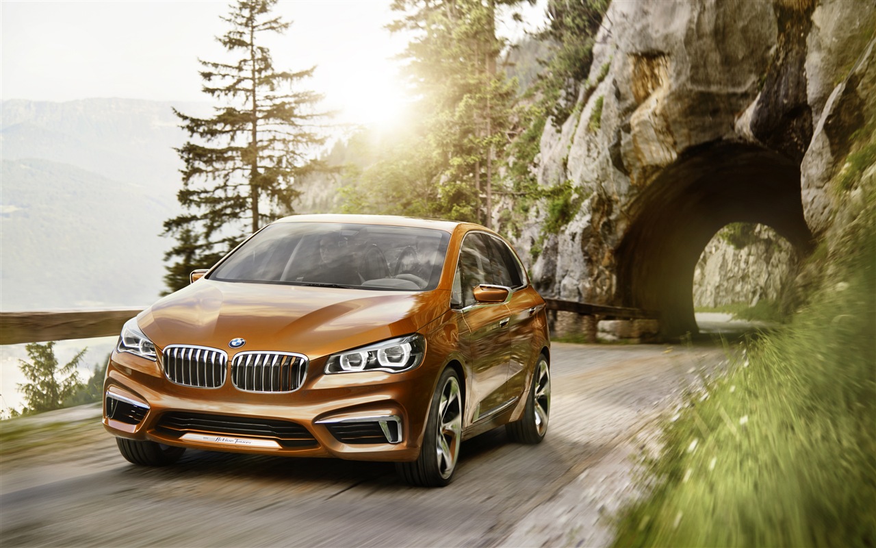 2013 BMW Concept activos Tourer fondos de pantalla de alta definición #6 - 1280x800