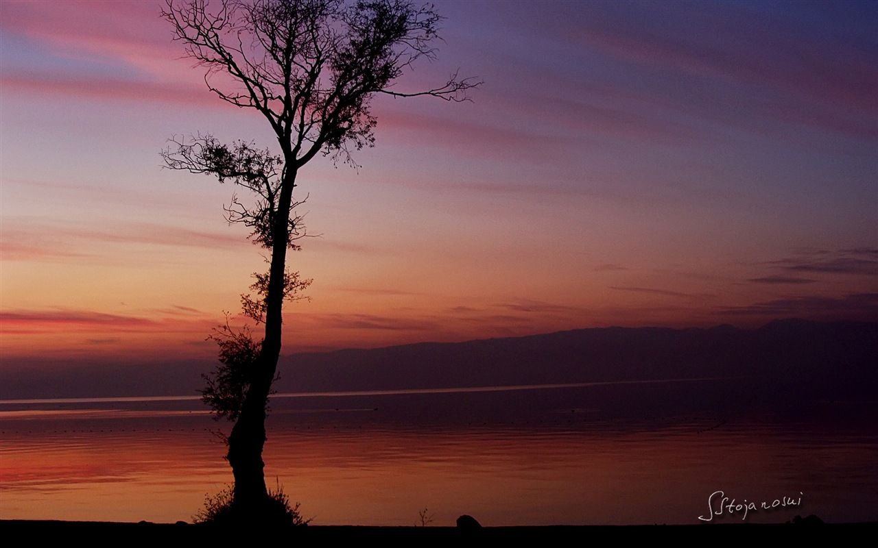 日落之后，奥赫里德湖，Windows 8 主题高清壁纸13 - 1280x800