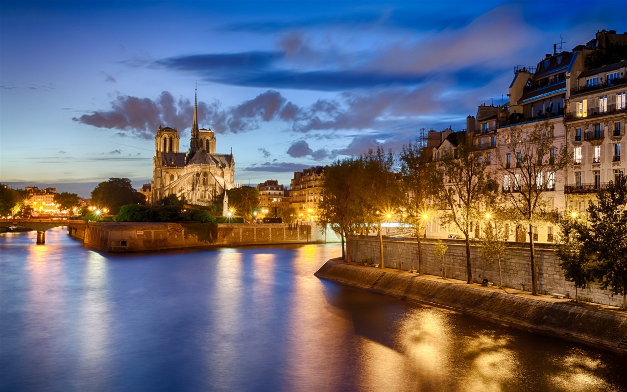 Notre Dame HD Tapety na plochu #1 - 1280x800
