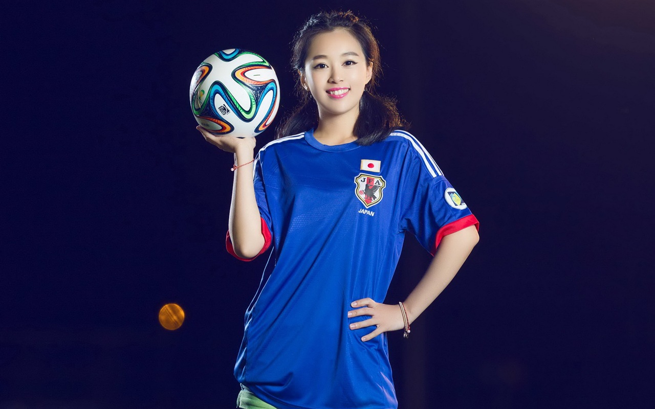 32 World Cup dresy, fotbalové dítě krásné dívky HD Tapety na plochu #27 - 1280x800