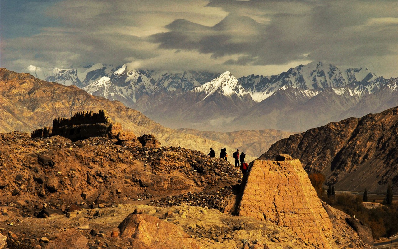 Pamirs krásné scenérie HD Tapety na plochu #5 - 1280x800